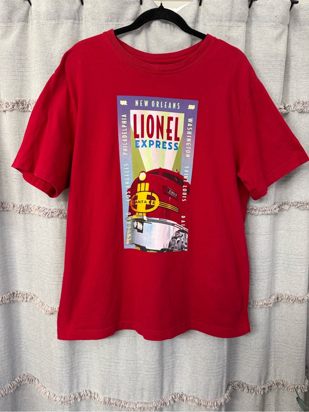 Lionel Trains Red Crew Neck T-Shirt w/Red Locomotive & City Destinations-SIZE L